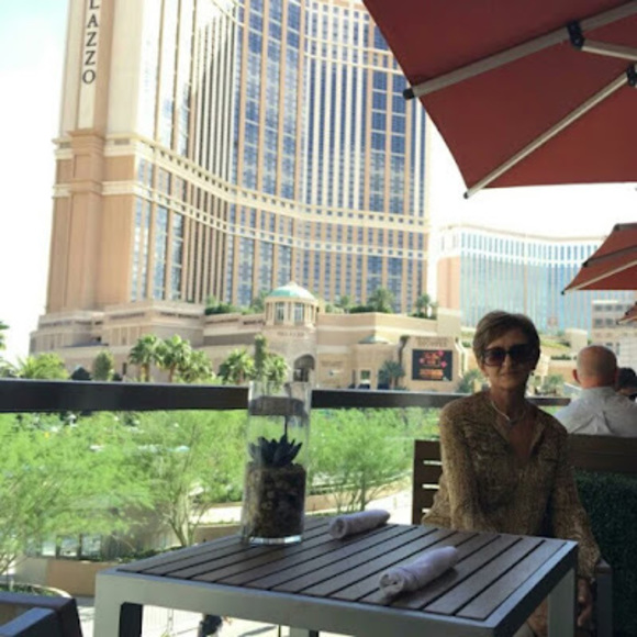 Meet your Posher, Veda - Picture 1 of 1